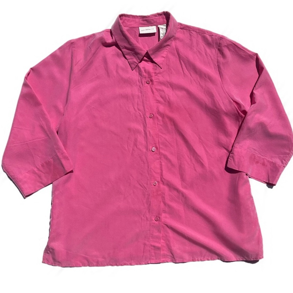 Liz Claiborne size XL pink rayon mid sleeve dress up button down collared shirt